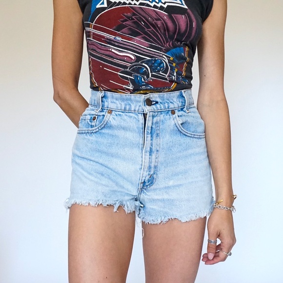 Vintage 517 Levi’s Distressed Cutoff Shorts 27/28 - Picture 2 of 3